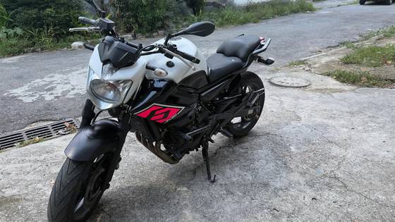 YAMAHA XJ6 N ABS 